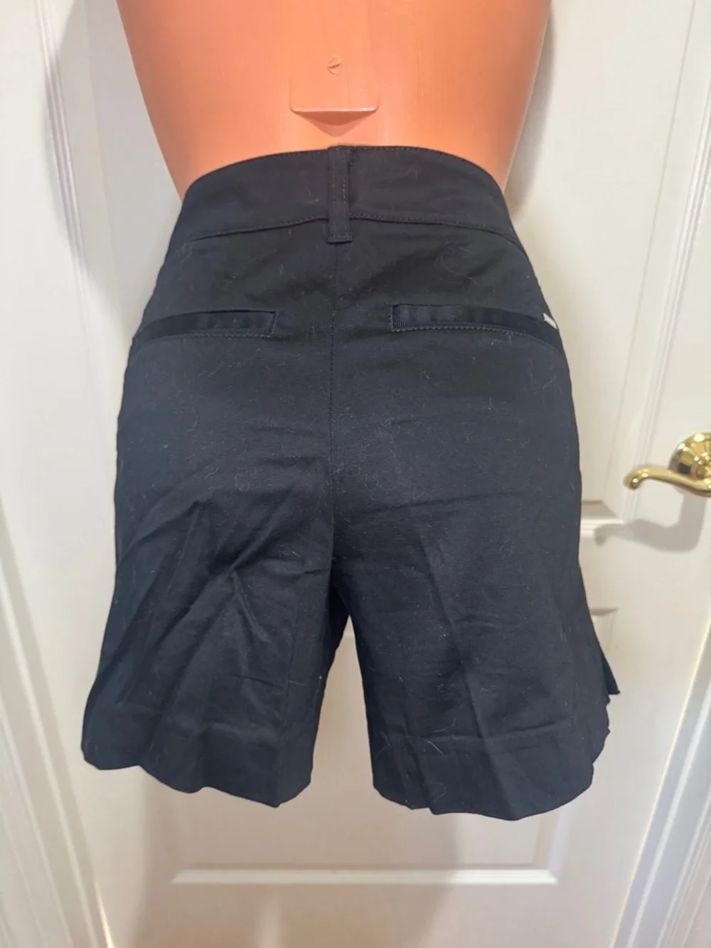 WHBM Black Stretch Cotton Shorts Mid Rise Sz 2 EUC $68 - Picture 4 of 12